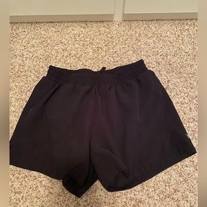 Junior Girls Old Navy Active black athletic shorts | Size XL (14-16)